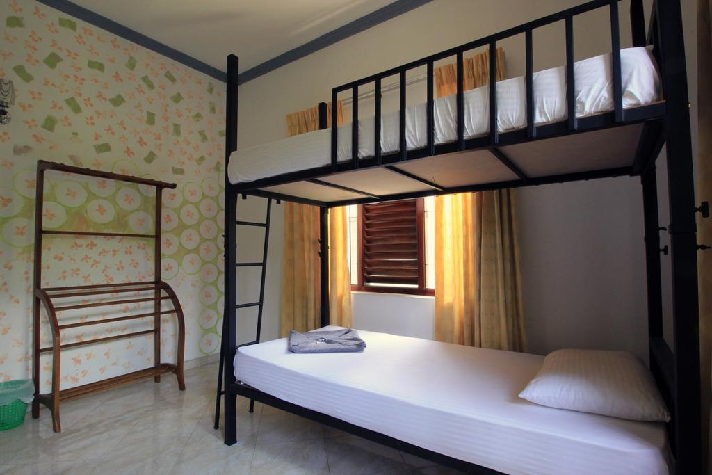 Flipflop Hostel Negombo Bagian luar foto